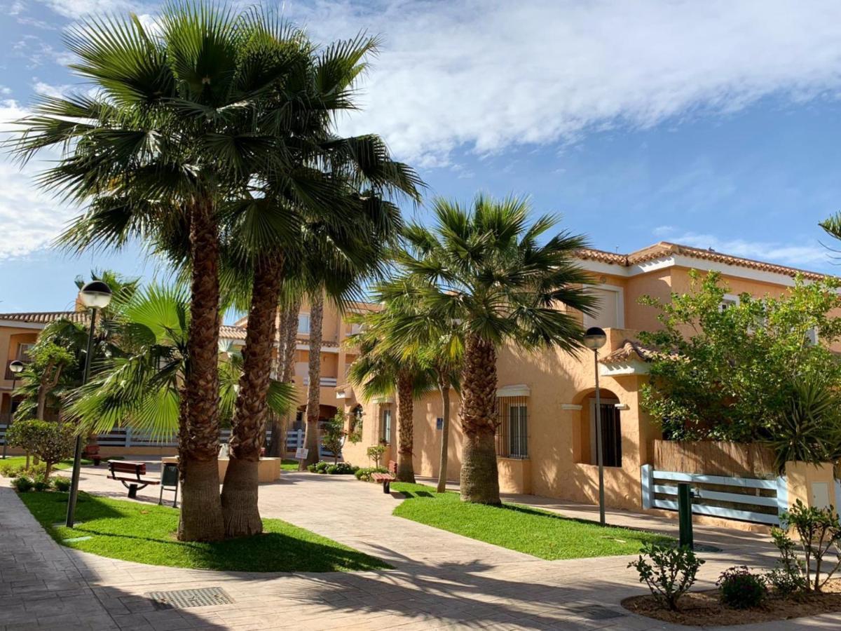 Appartamento Marinas Sol - Tu Hogar Con Jardin Privado!