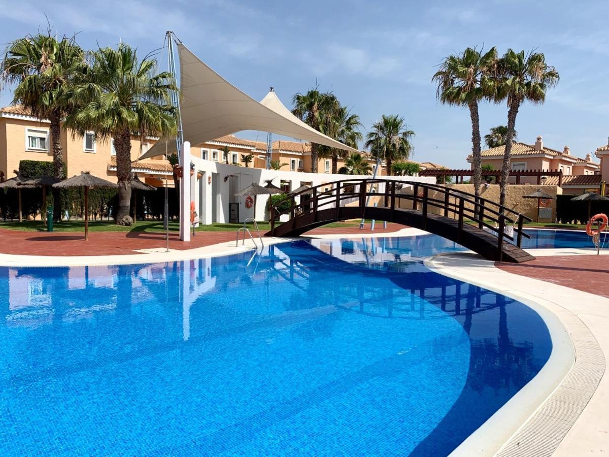 Marinas Sol - Tu Hogar Con Jardin Privado! Appartement