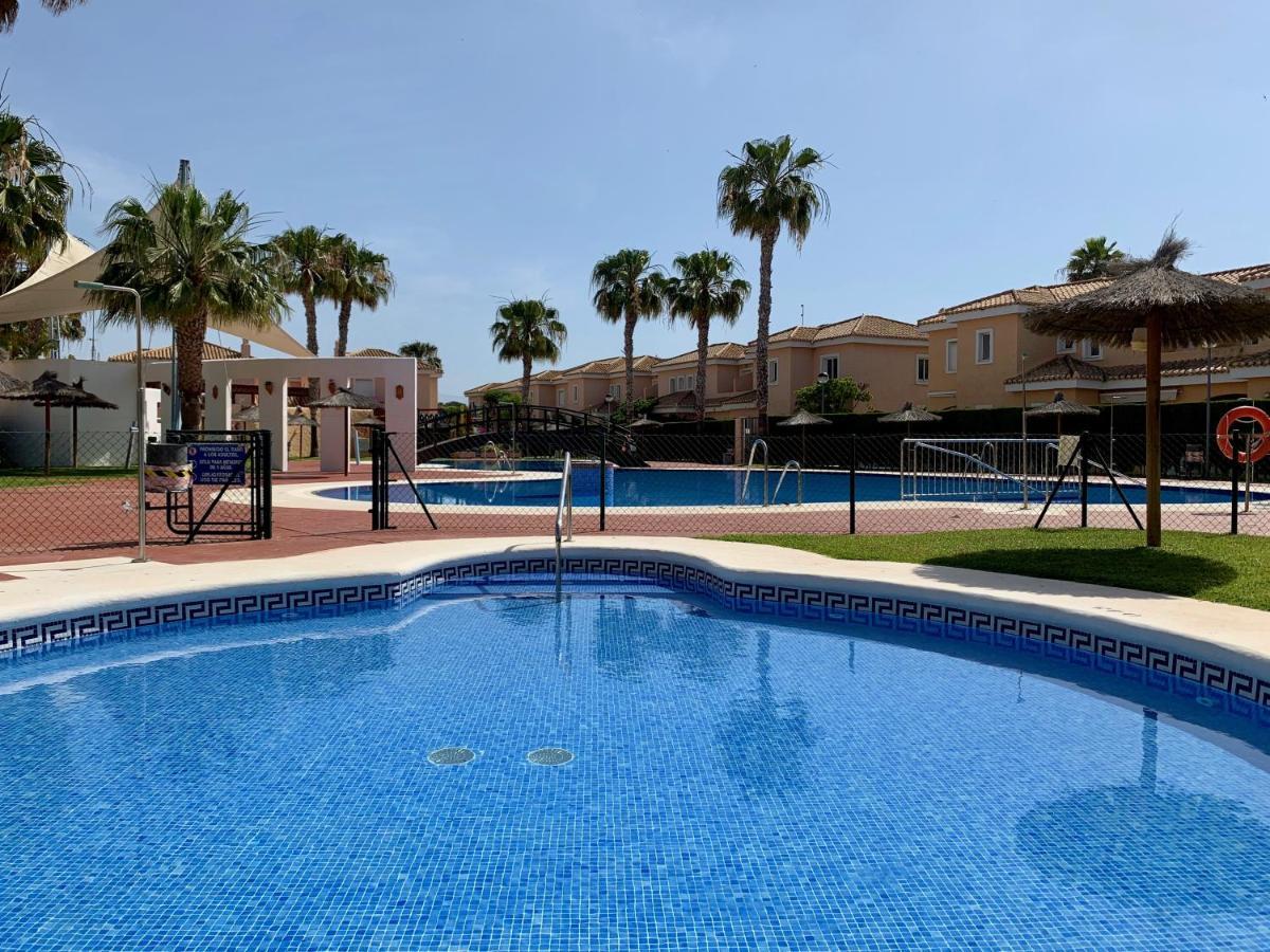 Marinas Sol - Tu Hogar Con Jardín Privado! Apartamento *